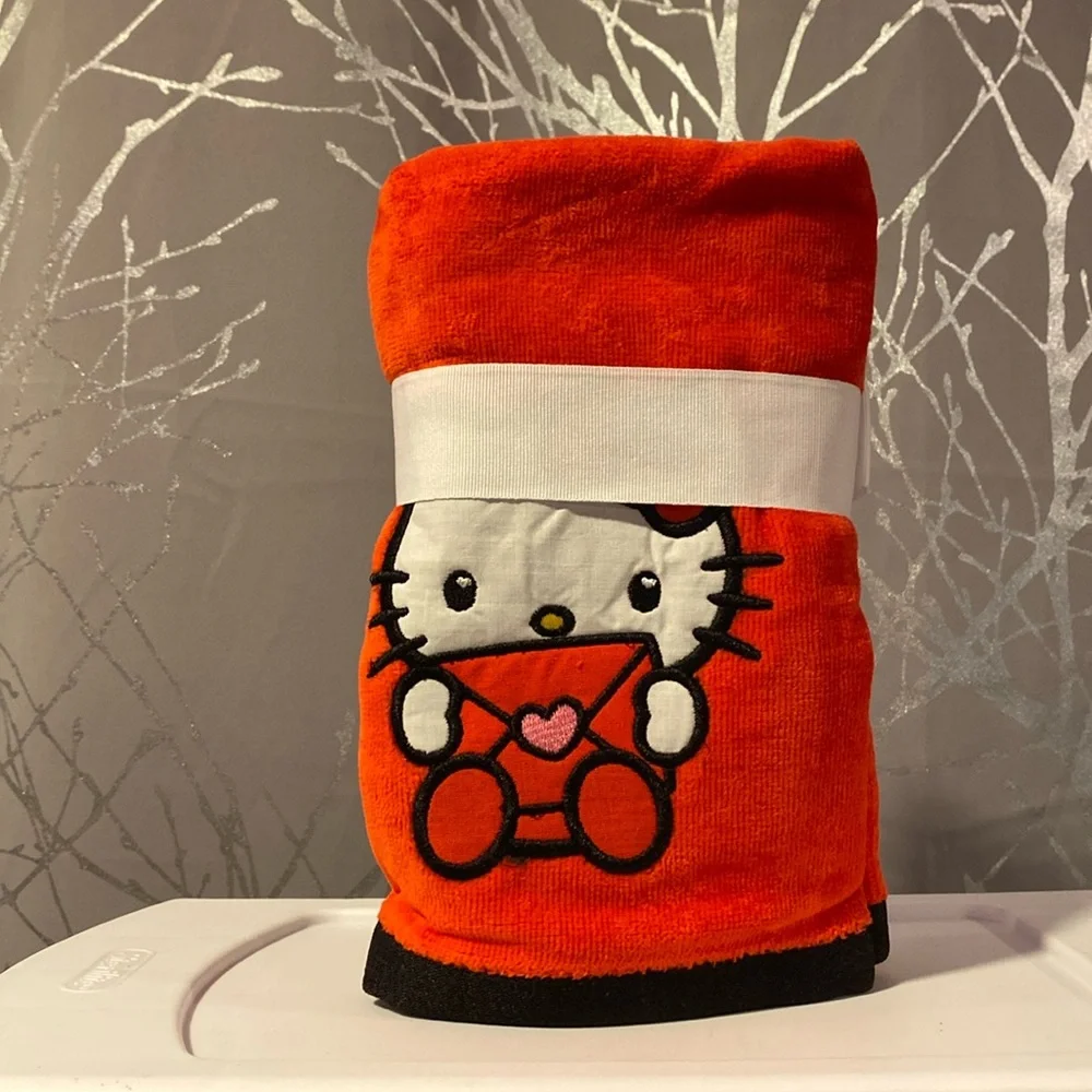 BNWT Hello Kitty Valentine’s Day Hand Towels 2 Pack